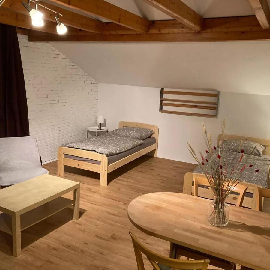 Gastezimmer Dusterhus Gemmingen Bagian luar foto